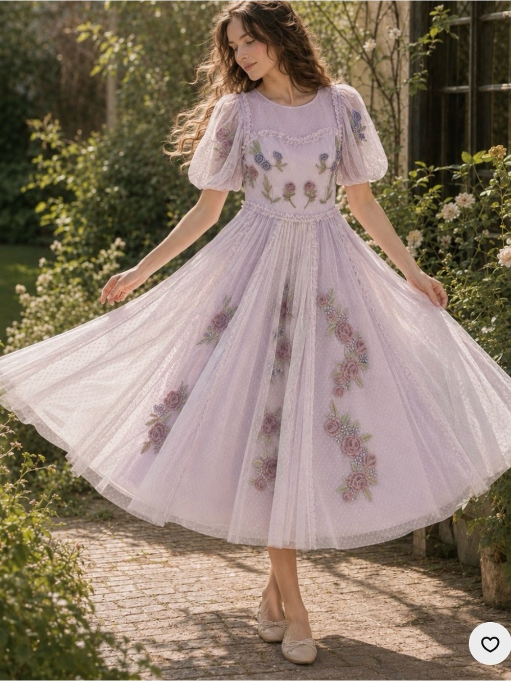 Ivy City Enchanted embroidered purple tulle dress. Size XS. Lavender.